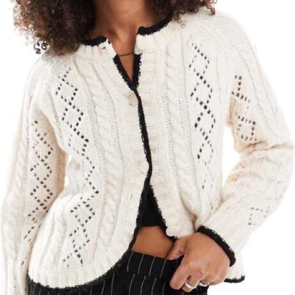Vero Moda Cream Knit Cardigan with Black Trim - Picture 6 of 7